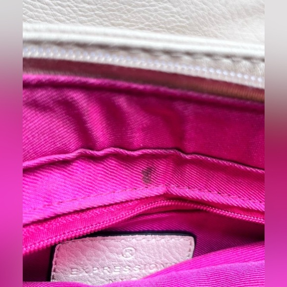 H&M White Faux Leather Crossbody Bag with Chain Whipstitch Trim - Picture 6 of 6